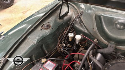 Lot 760 - 1964 FORD CORTINA DE LUXE