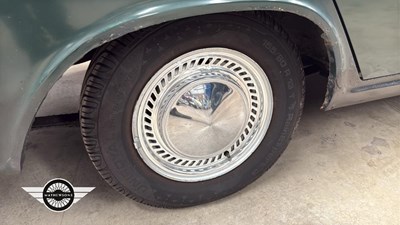 Lot 760 - 1964 FORD CORTINA DE LUXE