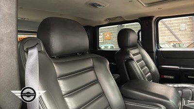 Lot 374 - 2006 HUMMER