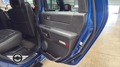Lot 374 - 2006 HUMMER