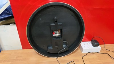 Lot 635 - SNAP ON NEON CLOCK