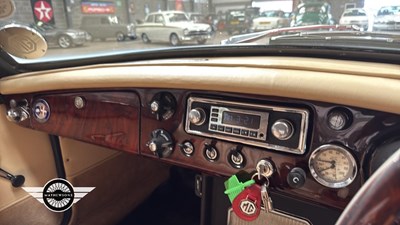 Lot 312 - 1968 MG C GT
