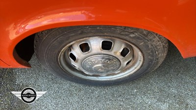 Lot 878 - 1973 VOLVO 145 DL AUTO