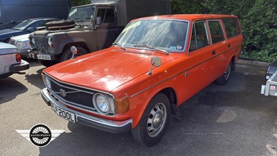 Lot 878 - 1973 VOLVO 145 DL AUTO