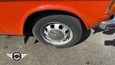 Lot 878 - 1973 VOLVO 145 DL AUTO