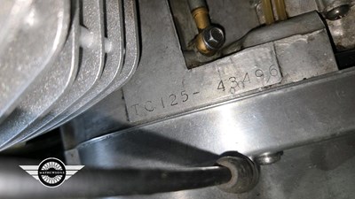 Lot 757 - 1973 SUZUKI
