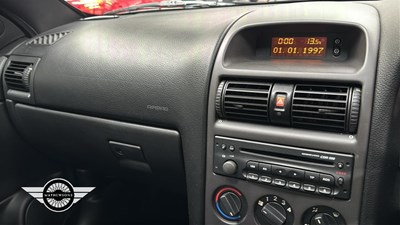 Lot 690 - 2006 VAUXHALL ASTRA BERTONE EXCLUSIVE