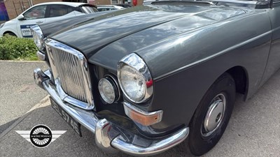 Lot 238 - 1967 VANDEN PLAS