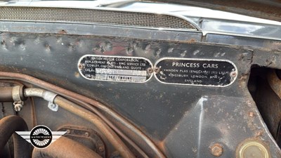 Lot 238 - 1967 VANDEN PLAS