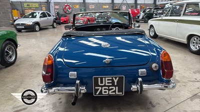 Lot 618 - 1972 MG MIDGET