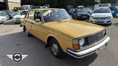 Lot 890 - 1978 VOLVO 244 DL AUTO