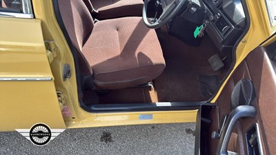 Lot 890 - 1978 VOLVO 244 DL AUTO