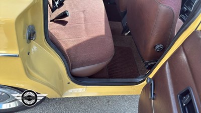 Lot 890 - 1978 VOLVO 244 DL AUTO