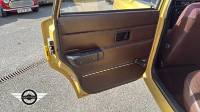 Lot 890 - 1978 VOLVO 244 DL AUTO