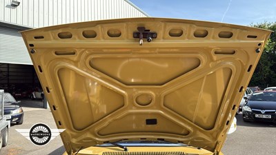 Lot 890 - 1978 VOLVO 244 DL AUTO