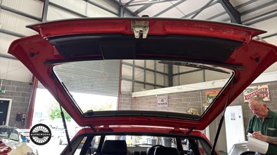 Lot 558 - 1990 PEUGEOT 205 GTI