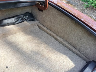 Lot 596 - 1982 DAIMLER 4.2 SOVEREIGN AUTO