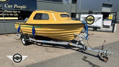 Lot 543 - BOAT AND TRAILER