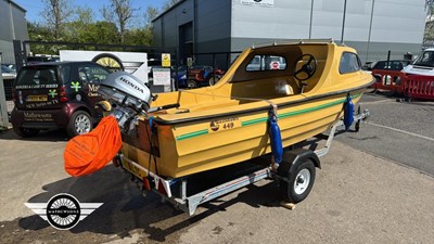Lot 543 - BOAT AND TRAILER