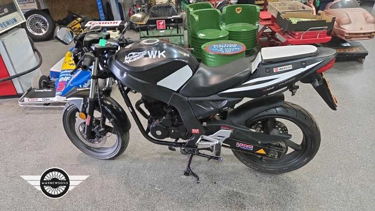 Lot 806 - 2014 WHITE KNUCKLE 125 SPORT