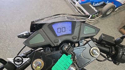 Lot 806 - 2014 WHITE KNUCKLE 125 SPORT