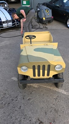 Lot 721 - 12 VOLT MOTORISED JEEP