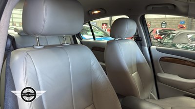 Lot 127 - 2006 JAGUAR S-TYPE V6 SE AUTO