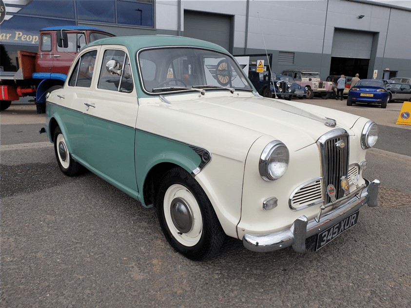 Lot 38 1957 WOLSELEY 1500