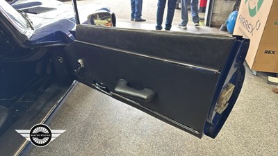 Lot 368 - 1972 JAGUAR