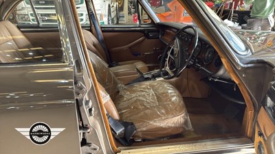 Lot 170 - 1971 DAIMLER 2.8 SOVEREIGN