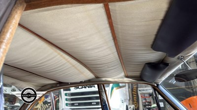 Lot 170 - 1971 DAIMLER 2.8 SOVEREIGN