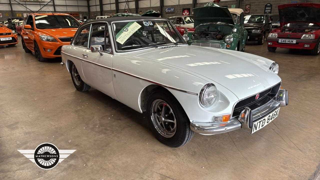 Lot 150 - 1972 MG B GT