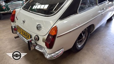 Lot 150 - 1972 MG B GT