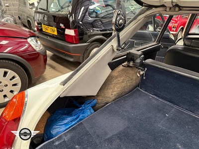 Lot 150 - 1972 MG B GT