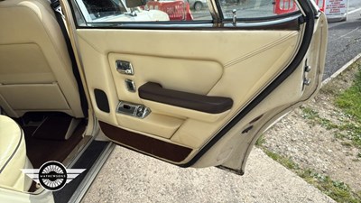 Lot 20 - 1982 ROLLS ROYCE