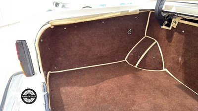 Lot 20 - 1982 ROLLS ROYCE