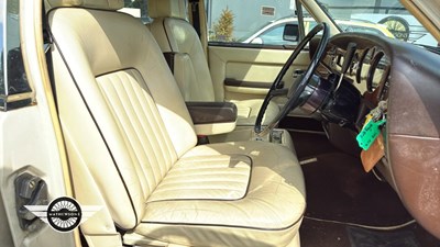 Lot 20 - 1982 ROLLS ROYCE