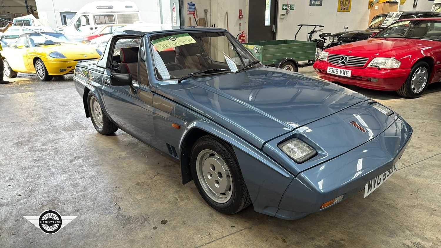 Lot 24 - 1986 RELIANT SCIMITAR SS1
