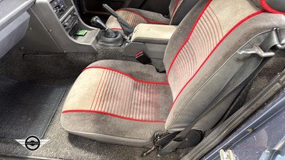 Lot 24 - 1986 RELIANT SCIMITAR SS1