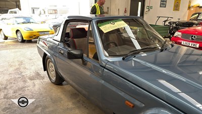Lot 24 - 1986 RELIANT SCIMITAR SS1