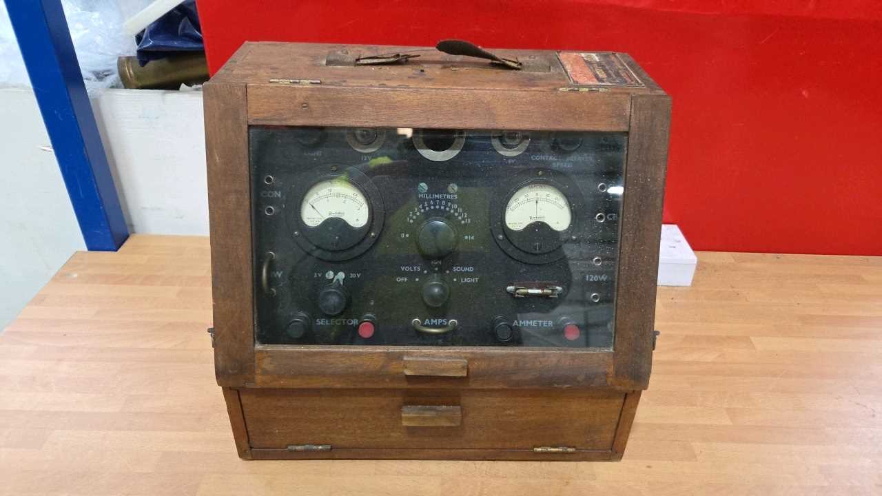 Lot 879 - RUNBAKEN AUTO ELECTRICAL TEST PANEL