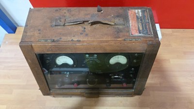 Lot 879 - RUNBAKEN AUTO ELECTRICAL TEST PANEL