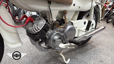 Lot 44 - 1961 ARIEL GOLDEN ARROW