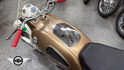 Lot 44 - 1961 ARIEL GOLDEN ARROW