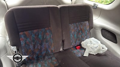 Lot 784 - 1997 ISUZU