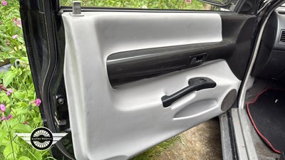 Lot 784 - 1997 ISUZU