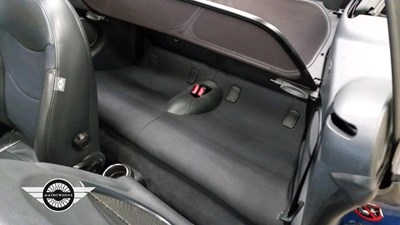 Lot 212 - 2006 MINI COOPER