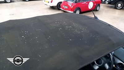 Lot 212 - 2006 MINI COOPER