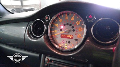 Lot 212 - 2006 MINI COOPER