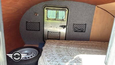 Lot 252 - 2018 TEARDROP CARAVAN